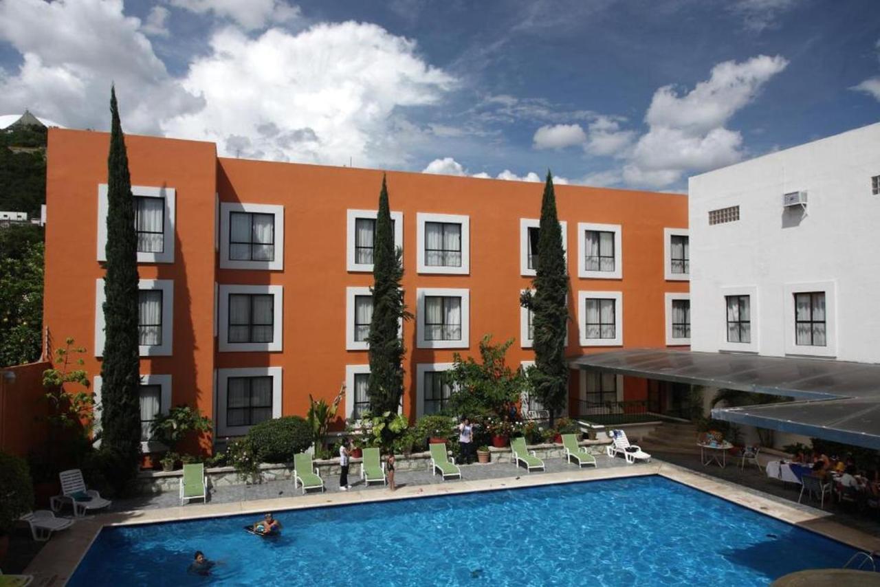 Hotel Oaxaca Dorado, Oaxaca Exterior photo
