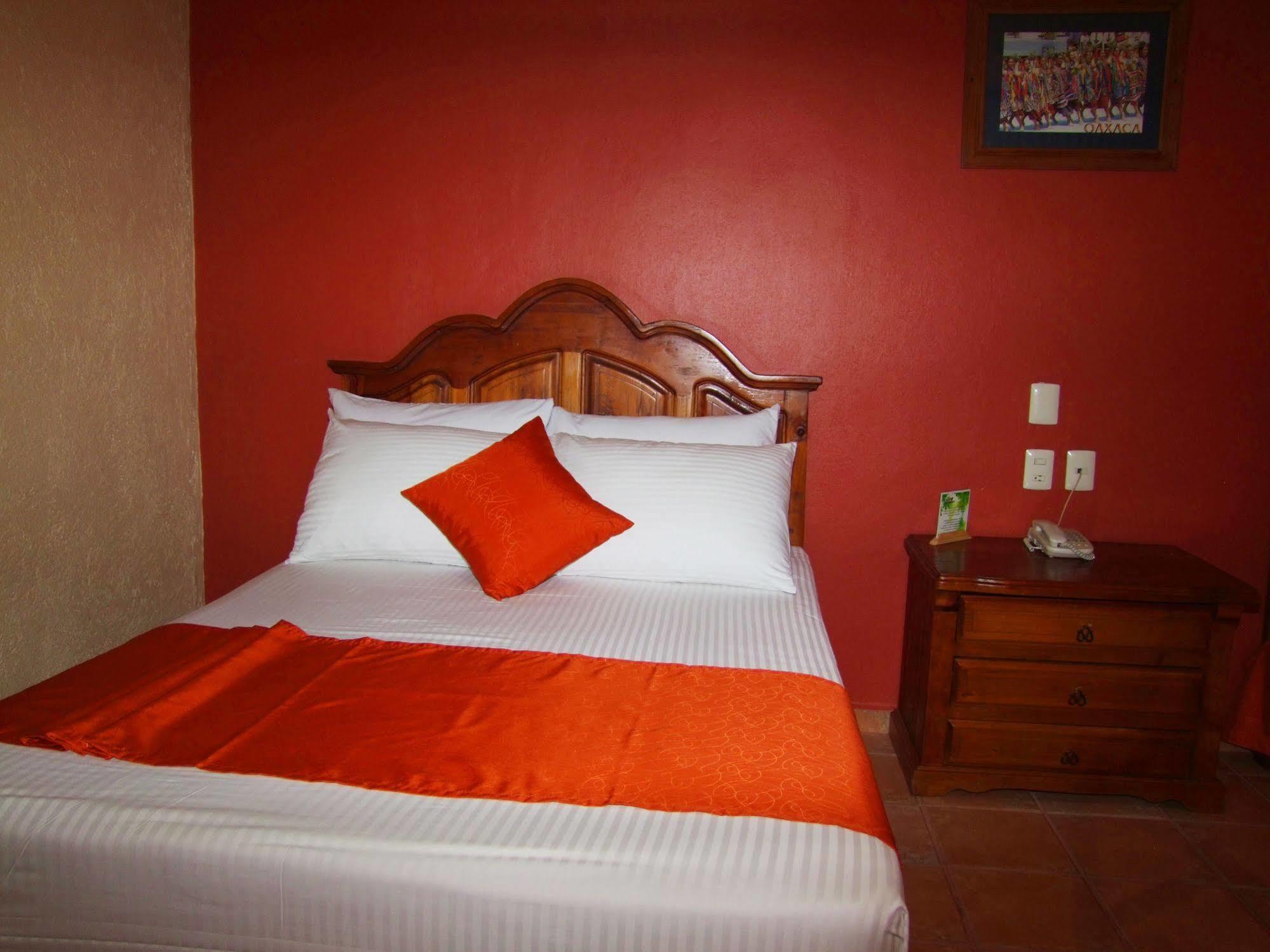 Hotel Oaxaca Dorado, Oaxaca Exterior photo